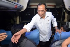 Transportation minister prepares additional airport safety measures