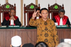 Ahok’s lawyers to report FPI leader for allegedly lying in court