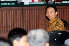 Ahok's lawyers criticize witness' background, noting him as Agus supporter