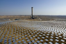 Israel harnessing sunshine with world's tallest solar tower 