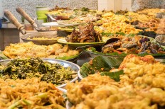 Backstory behind favorite dining spot of locals: 'warteg'