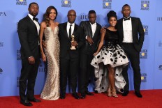 'La La Land,' 'Moonlight' top Golden Globes 