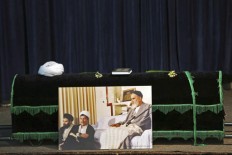 Iranians gather for funeral of former leader Rafsanjani 