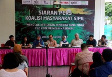 Activists apply for judicial review of relaxation of mineral export ban