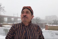 Indonesian creates pixel animation of Childish Gambino’s 'This is America' using old Macintosh PCs