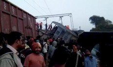 At least 32 killed, 50 injured as train derails in India