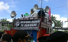 FPI leader denies allegations of provoking public unrest with communism symbol claim