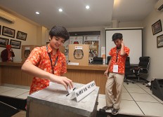 Jakarta elections commission to engage public in sorting, folding ballots