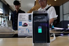 Samsung details causes of Note 7 fires but questions remain 