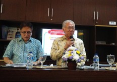 Minister sees Germany, Switzerland as models for vocational schools