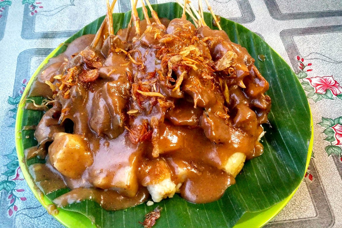 Where to find a mouth-watering 'sate Padang' dinner in South Jakarta - Food - The Jakarta Post