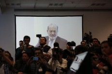 Mexicans begin to unite in fight against Trump's plans