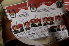 Many unregistered voters live in apartments or are former evictees