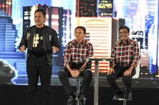 Agus-Sylviana team launches mobile app for reporting election fraud 