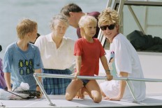 Princess Diana statue to mark 20 years since car crash death