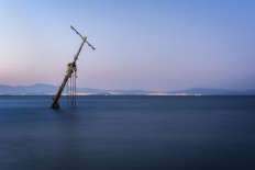 Four dead, one missing: ship sinks after being struck by lightning off of N. Sumatra