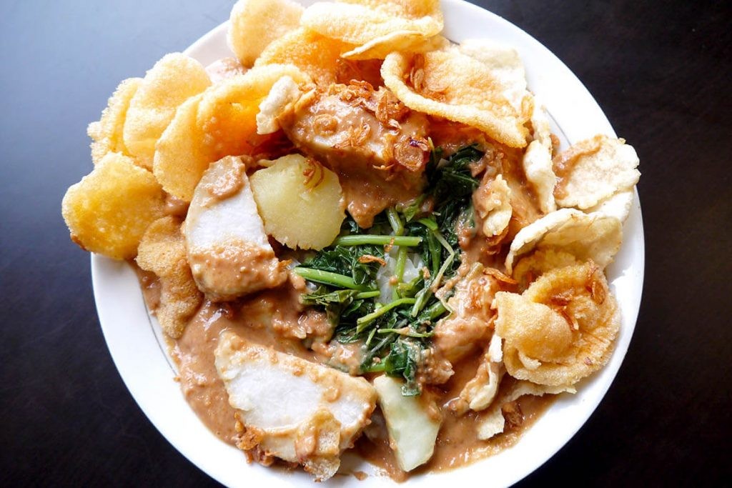 Five tasty 'gado-gado' lunch joints - Food - The Jakarta Post