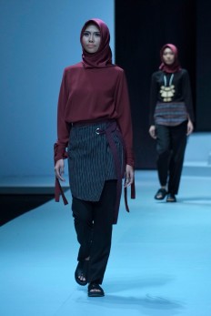 Indonesia Fashion Week highlights ethnic designs, local culture