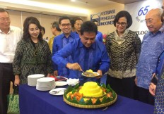 Firms still in ‘wait-and-see’ mode on expansion 