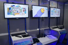 KidZania’s Biznet Internet Center allows children to learn about the internet, including information on fiber optics and Wi-Fi.