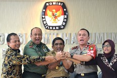 Four polling station officers forced to resign for joining campaign event