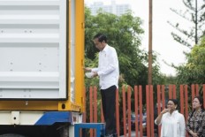 Goverment to distribute rice, sugar through cards