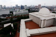 Riau Islands officials instructed to use fingerprint sign-in system before entering mosques
