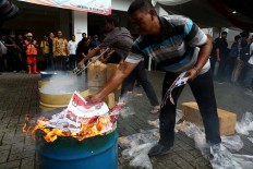 KPU Jakarta destroys damaged, excess ballot papers
