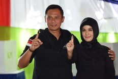Agus Yudhoyono concedes defeat in touching speech