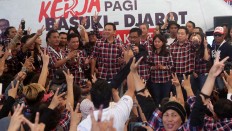 Ahok, Djarot told to take leave again for runoff campaign