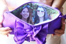 Custom clutches made by Indonesian businesswoman favored in US