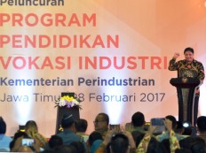 Industry Ministry eyes 220,000 certified workers in 2017