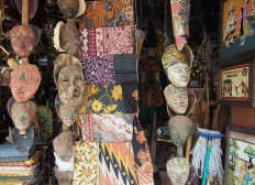 Reminiscing the good old days at Triwindu Market, Surakarta