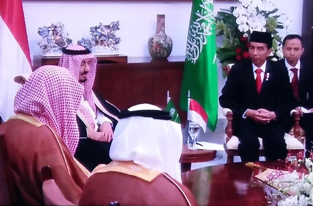 President Joko Widodo meets with King Salman bin Abdulaziz Al Saud of Saudi Arabia at the State Palace in Bogor, West Java.