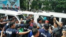 Tangerang angkot drivers rally against ojek apps