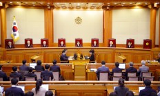 South Korea's president formally ousted by court 