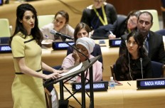 Headlines over Amal Clooney 'baby bump' earn backlash