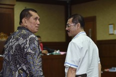 Golkar politician, lawyer to testify in e-ID hearing