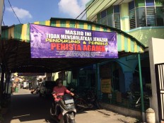 Election committee better monitor mosques misused for campaigning: Ahok’s team