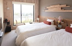 Japan opens 2nd robot-manned hotel