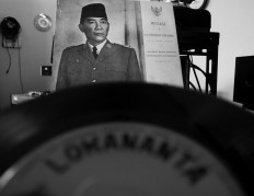 One precious vinyl features then president Sukarno’s speech on Indonesia’s declaration of independence on Aug. 17, 1945. JP/Ganug Nugroho Adi