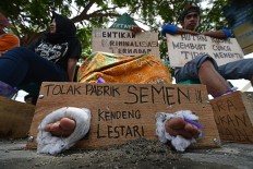 Kendeng protester's death triggers calls for activists, NGOs to step up resistance