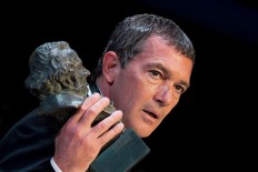 Antonio Banderas says he's recovered from a heart attack 