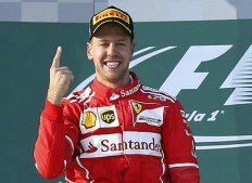 Vettel's drought-breaker for Ferrari sets up F1 duel in 2017