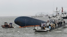 Raised South Korean ferry Sewol heading to port 