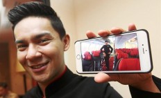 Meet AirAsia X&rsquo;s dancing flight attendant Assraf Nasir 