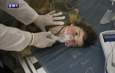 Amid 'bloodbath' fears, US warns Assad against using chemical weapons