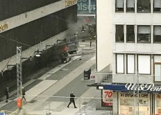Swedish media: Truck crashes into Stockholm store, 3 dead