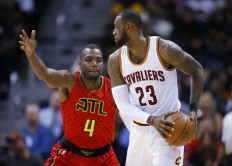 LeBron James to open public school for at-risk kids 