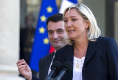 'Pinkwashing' populism: Gay voters embrace French far-right 
